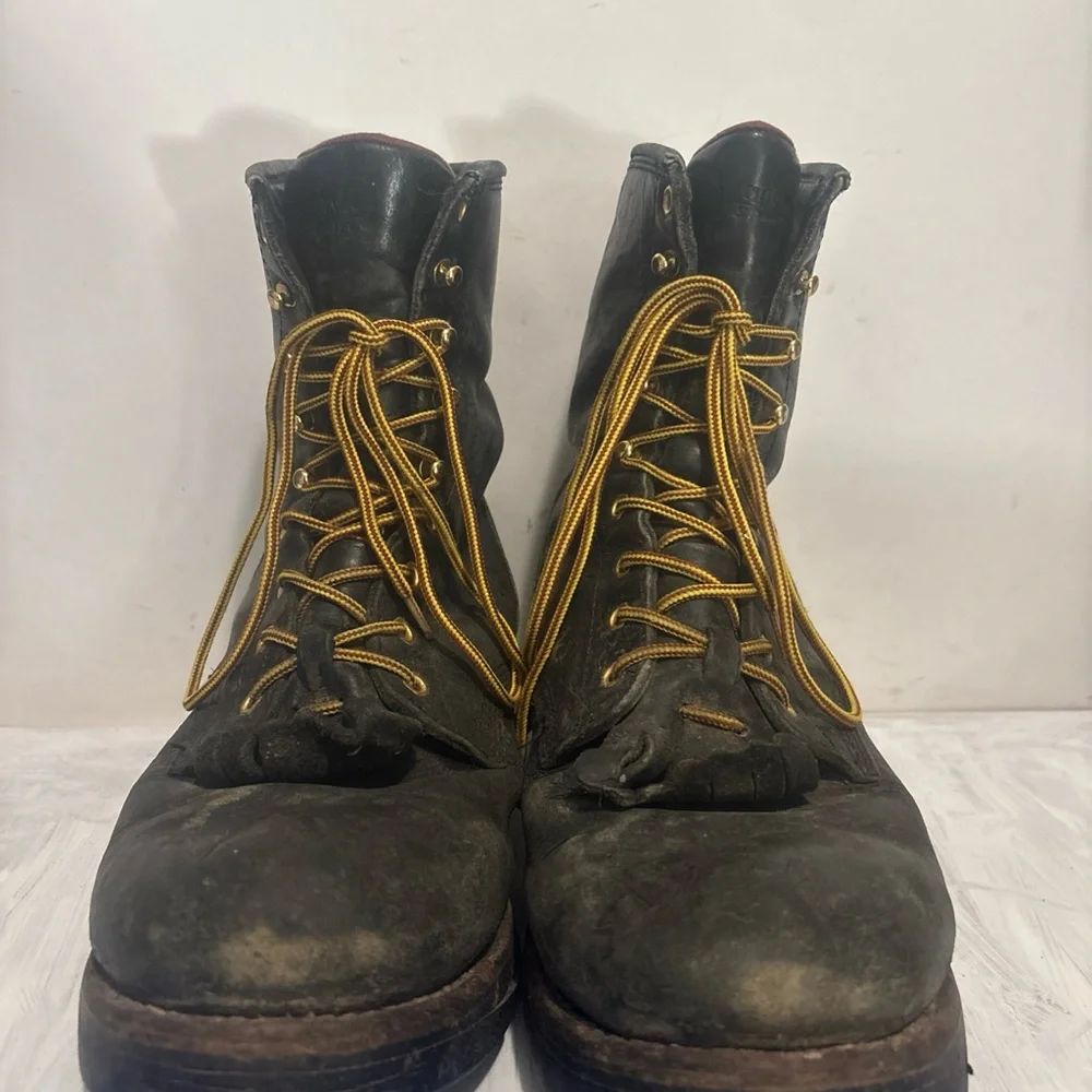 Chippewa Mens 9.5 Black Paladin Logger Boots Leather‎ Waterproof 73050 Vibram